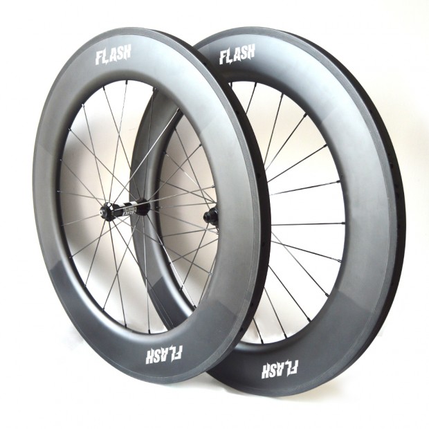Ruedas de carbono para bicicleta de carretera 700C 88x25mm Tubeless Hookless / Tubular Freno de disco DT SWISS Hub Ruedas de carbono para bicicleta de carretera 700C 88x25mm Tubeless Hookless / Tubular Freno de disco DT SWISS Hub